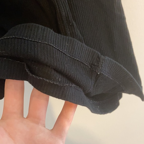 Ribbed Tank Top - Picture 4 of 5